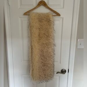 Fuzzy Cream Stole / Formal Shawl / Wrap